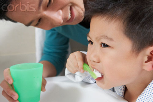 Trắng răng dạ thảo liên dùng cho trẻ nhỏ